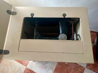 Máquina de coser Sigma antigua