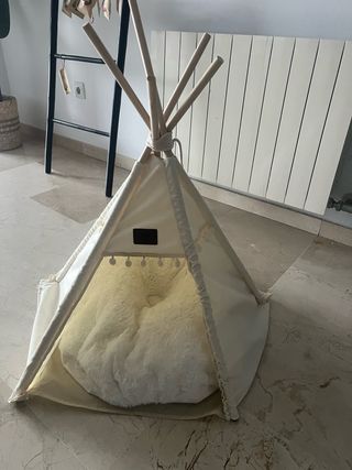 Tipi para perros interior beige