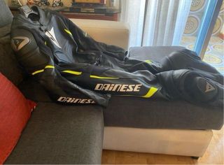 Mono Dainese Avro Piel Negro/Amarillo