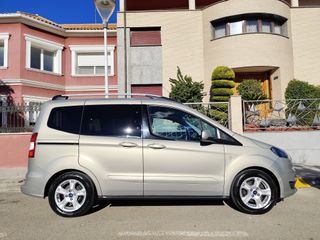 FORD Tourneo Courier 1.0 EcoBoost Titanium. 2017