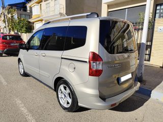 FORD Tourneo Courier 1.0 EcoBoost Titanium. 2017