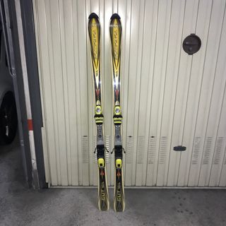 Esquis Rossignol+ Botas de esquí 25.5 = 39 Nordica