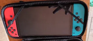 Nintendo Switch OLED Azul/Rojo Poco Uso