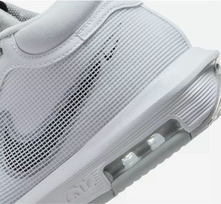 Zapatillas Baloncesto Nike Lebron Talla 43.