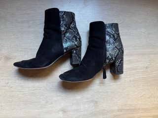 Botines tacón piel serpiente otros color camel