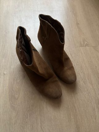 Botines tacón piel serpiente otros color camel