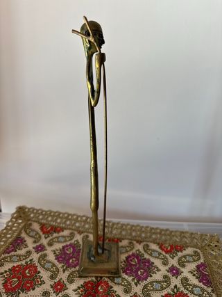 Figura de bronce estilo Gandhi