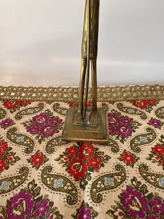 Figura de bronce estilo Gandhi