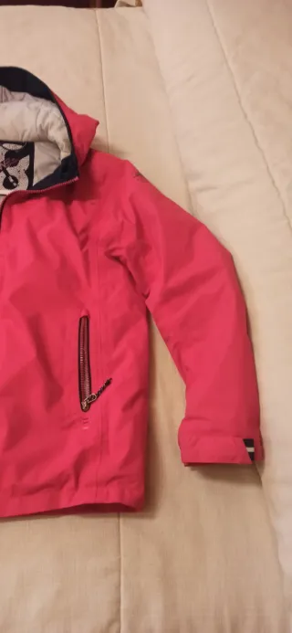 Chamarra impermeable fucsia 14 años 152cm