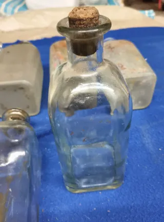 Bottiglie di vetro antiche