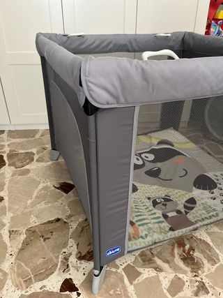 open Box quadrato Chicco con maniglie honey bear