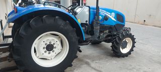 Tractor Frutero New Holland TD4.90F