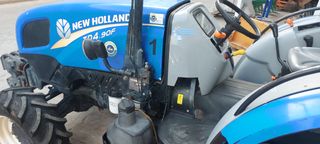 Tractor Frutero New Holland TD4.90F