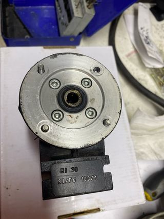 Motores trifásico con reductor y reductores varios