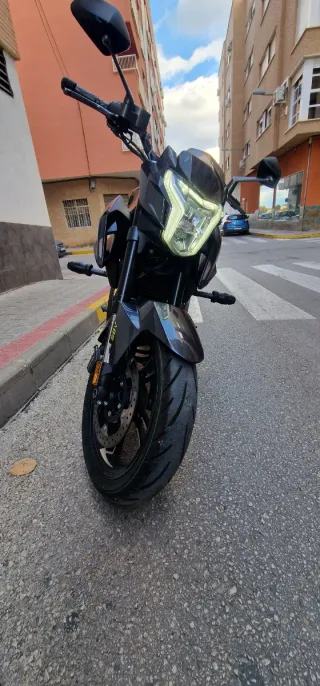 Zontes Z2 125 Negra y Amarilla