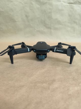 Dron plegable E88 NOVA con cámara — Nuevo