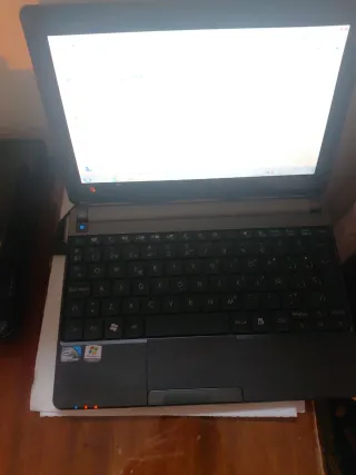 Portátil mini Packard Bell