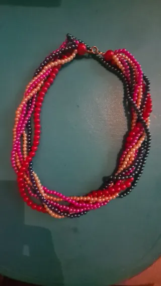 Collar de perlas multicor