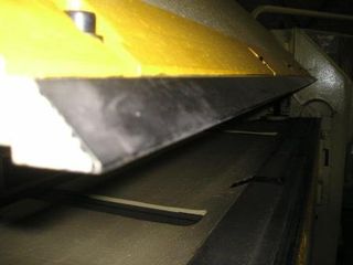 Plegadora de delantal motorizada TOS PIESOK