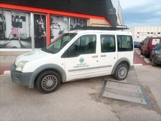 Ford Tourneo Connect 2004