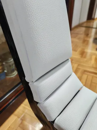 Antigua silla partera madera y cuero sintético