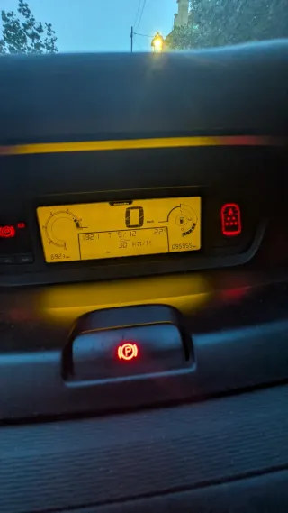 Citroen Grand C4 Picasso 2012