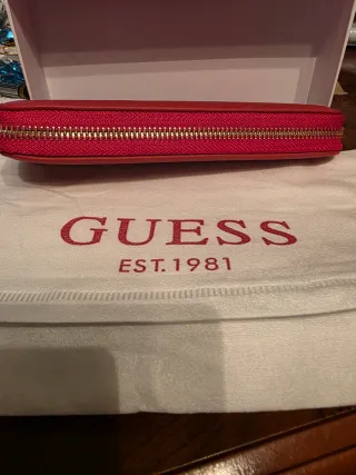 Billetera Guess Roja
