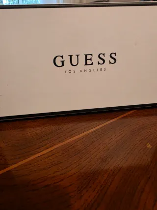 Billetera Guess Roja