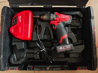 Taladro Milwaukee M12 FPD