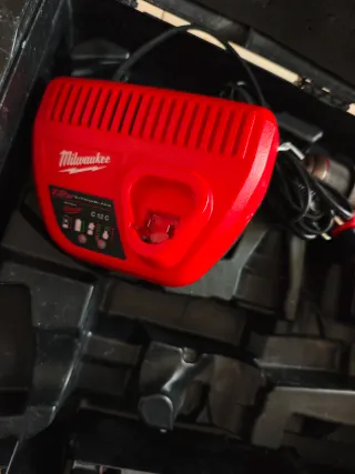 Taladro Milwaukee M12 FPD