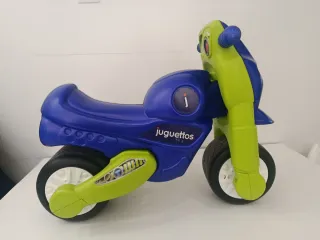Moto infantil Juguetitos con claxon