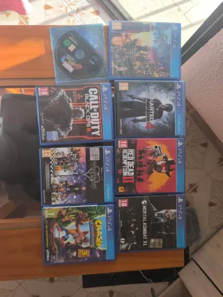 PS4 (PlayStation 4) - No lee discos + 3 mandos