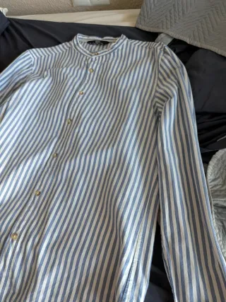 Camisa Rayas Azul y Blanca