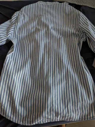 Camisa Rayas Azul y Blanca