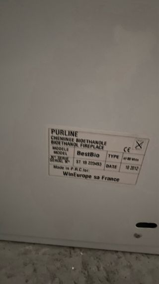 Chimenea bioetanol blanca con troncos