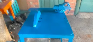 Sierra de mesa trifásica