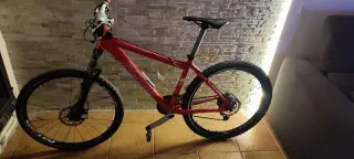 Bicicleta de Montaña Specialized Roja