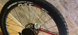 Bicicleta de Montaña Specialized Roja