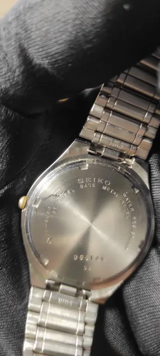 Seiko Quartz Bicolor 5Y22-8060
