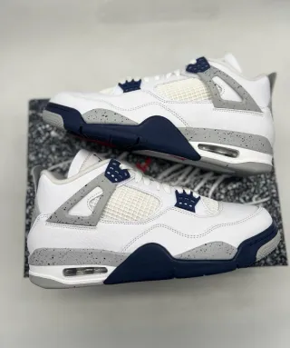 Jordan 4 Retro Midnight Navy Talla 40