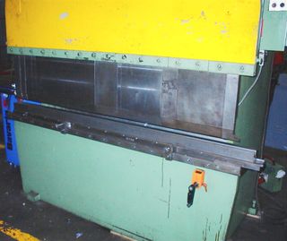 PLEGADORA HIDRÁULICA LVD