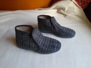 Zapatllas Pantuflas lana SAULI gris