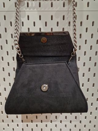 Bolso de fiesta negro con pedrería