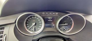 Mercedes-Benz Clase R 350CDI 2013/REVISION NUEVA