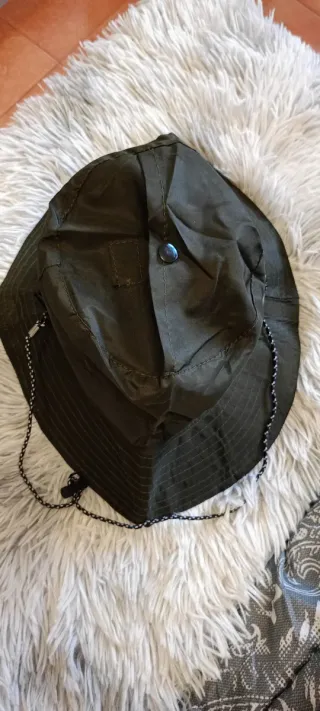 2 Cappelli da pioggia