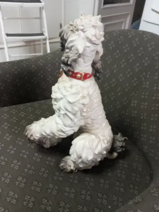 Figura Perro Porcelana
