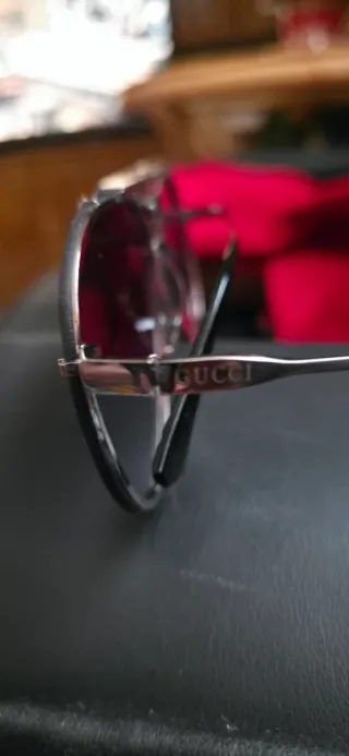 Gafas de sol Gucci Aviador negra