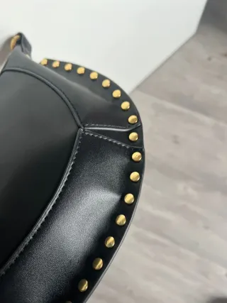 Bolso Isabel Marant Negro con Tachuelas Doradas