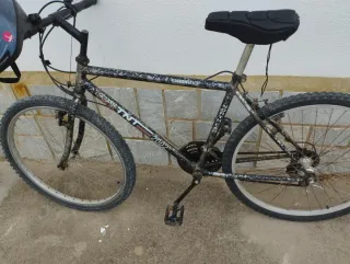 Bicicleta 26 con Casco Talla L