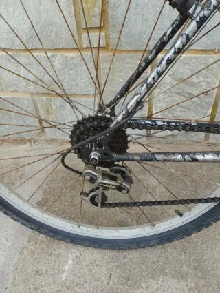 Bicicleta 26 con Casco Talla L